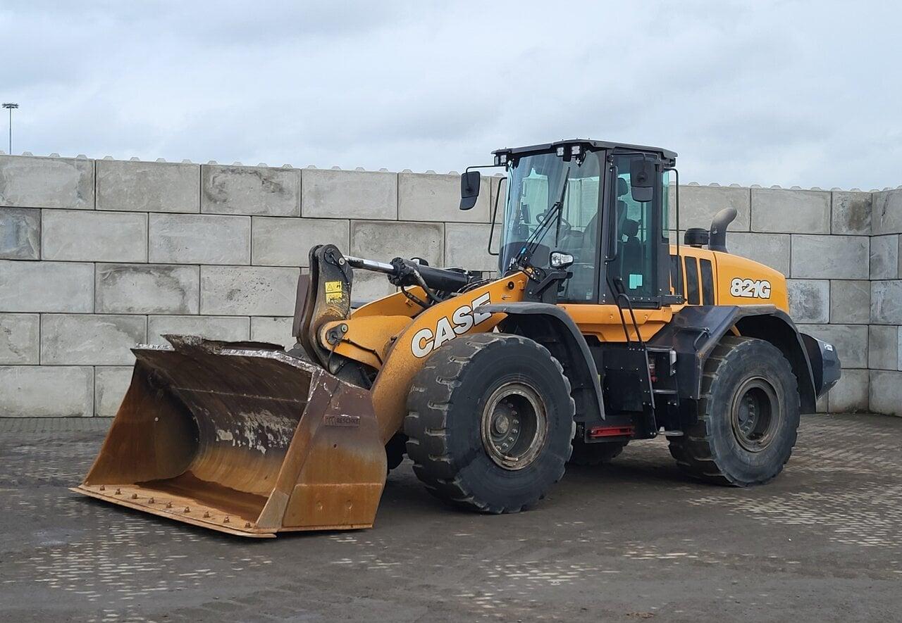 2021 Case 821G