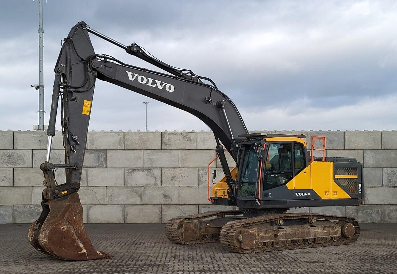 2016 Volvo EC250 EL